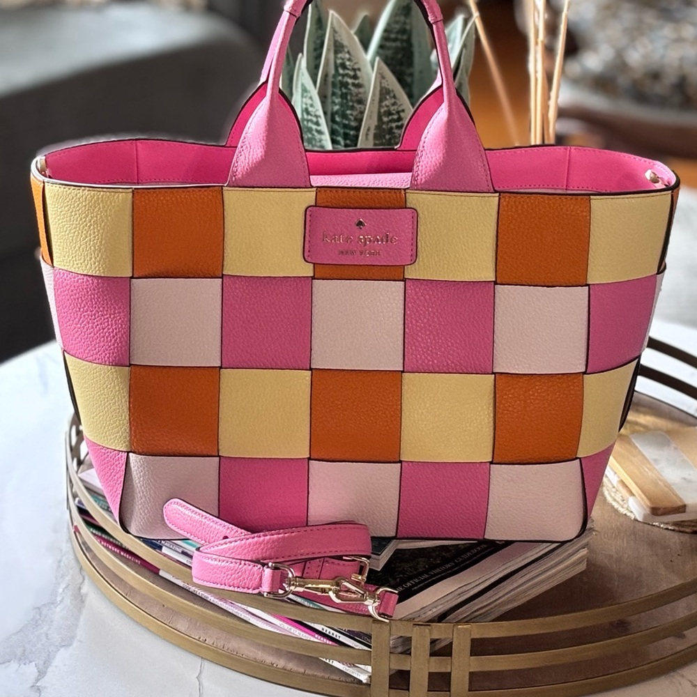 🧡🩷🤍Kate Spade Pink and Orange Basket Woven Handbag